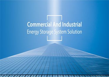 Applicazioni e vantaggi dei sistemi di accumulo energetico industriale e commerciale
    