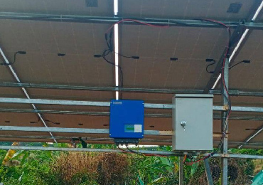 Sistema di pompe solari da 5,5 kW in Cambogia
    